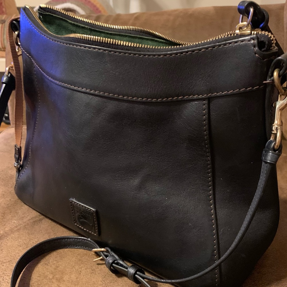 Dooney and Bourke Florentine Leather Large Crossbody - Picture 3 of 4